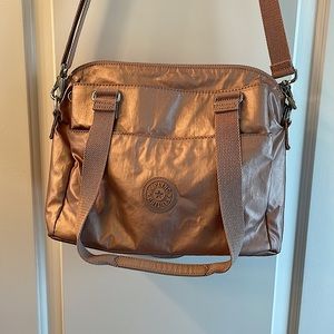 Kipling Crossbody Nylon bag. Rose Metallic look. 14 in wide. 10 in tall.